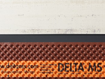 Carton of (33) Delta-Moulding Angled Flashing Trips